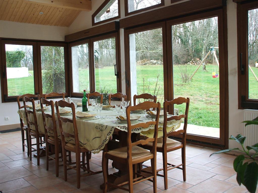 La Ferme De Montard Bed and Breakfast Montmorot Εξωτερικό φωτογραφία