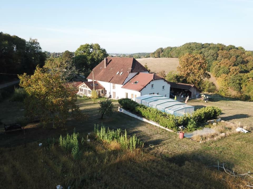 La Ferme De Montard Bed and Breakfast Montmorot Εξωτερικό φωτογραφία